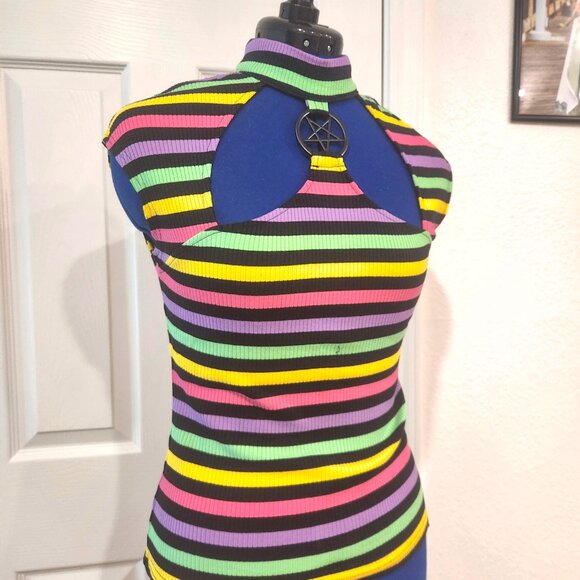Rainbow knit shirt with collar neck and black pentagram, size Small Killstar - Picture 1 of 3